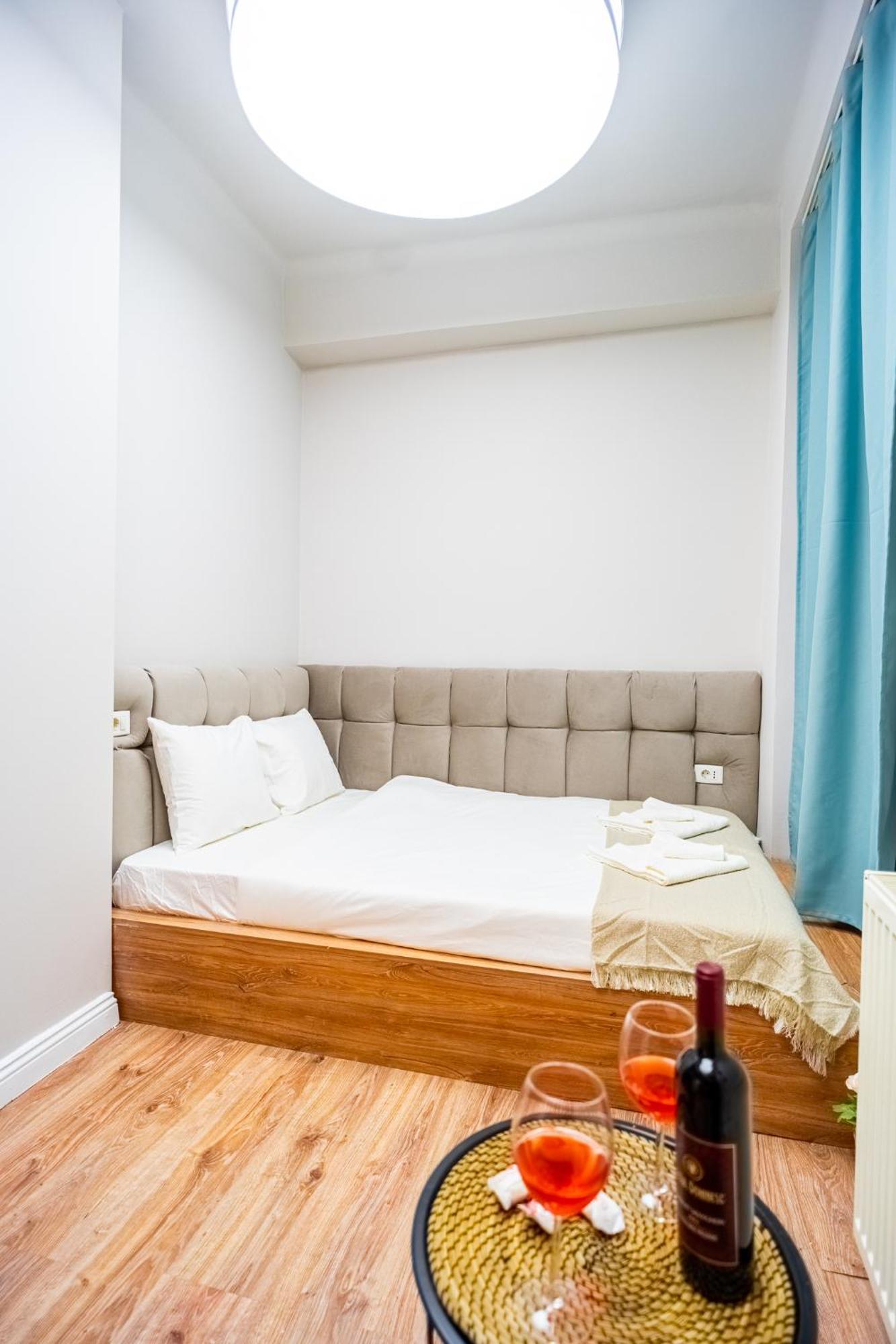 Cozy Apartments Near Calea Victoriei 布加勒斯特 外观 照片