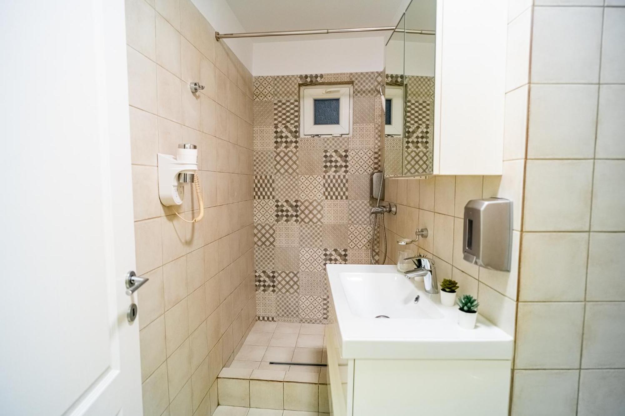Cozy Apartments Near Calea Victoriei 布加勒斯特 外观 照片