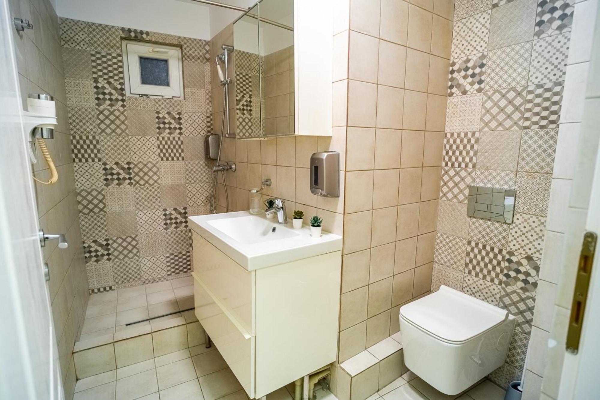 Cozy Apartments Near Calea Victoriei 布加勒斯特 外观 照片