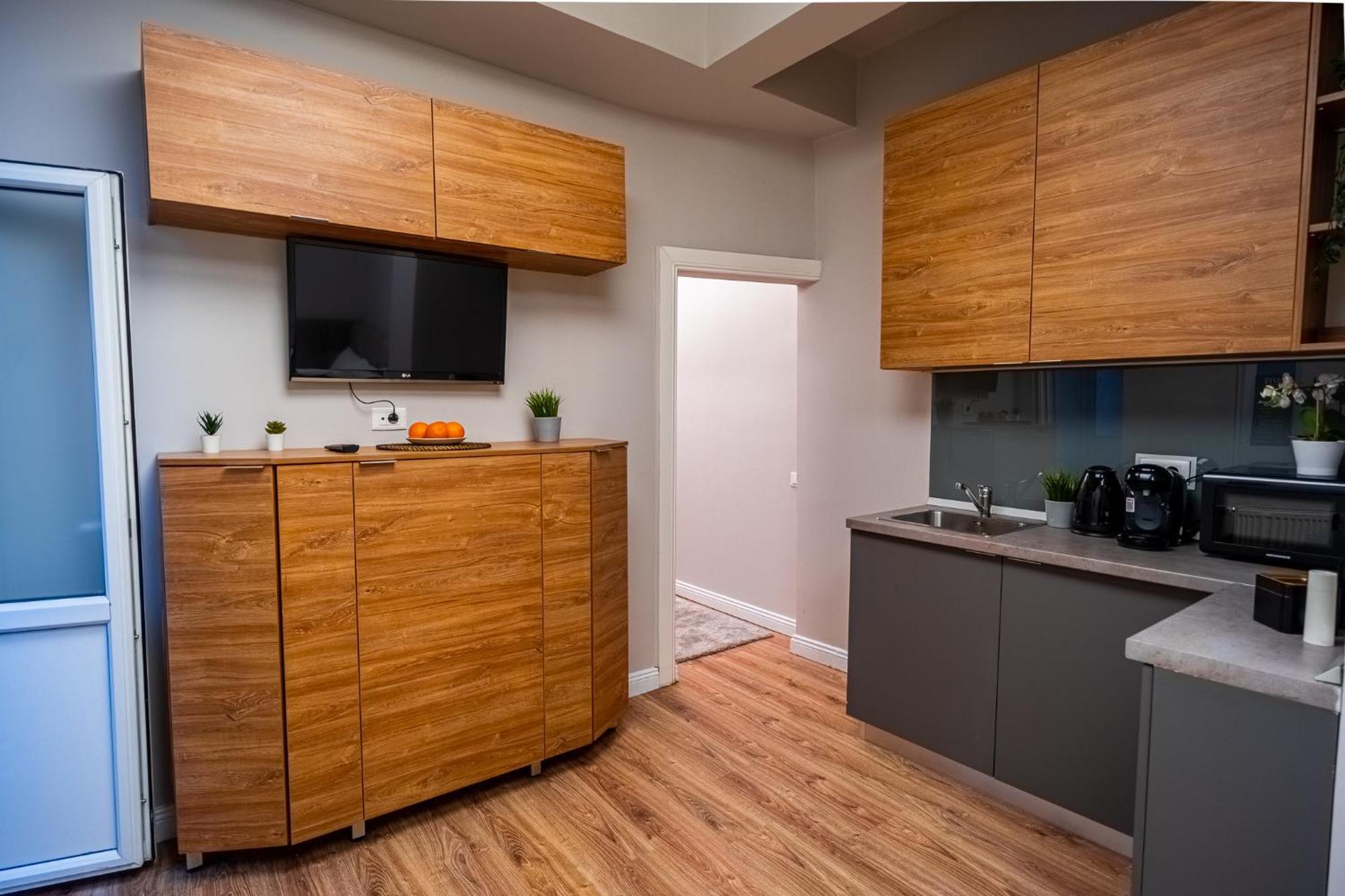 Cozy Apartments Near Calea Victoriei 布加勒斯特 外观 照片
